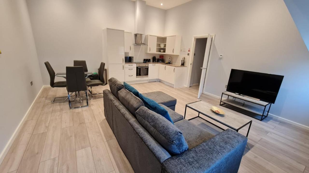 Cosy Flats Near Heathrow, Group Bookings Available With Parking Space 豪士罗 外观 照片